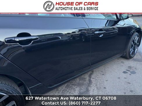 Used 2017 Volvo S60 T5 Dynamic w/ Vision Package image 16