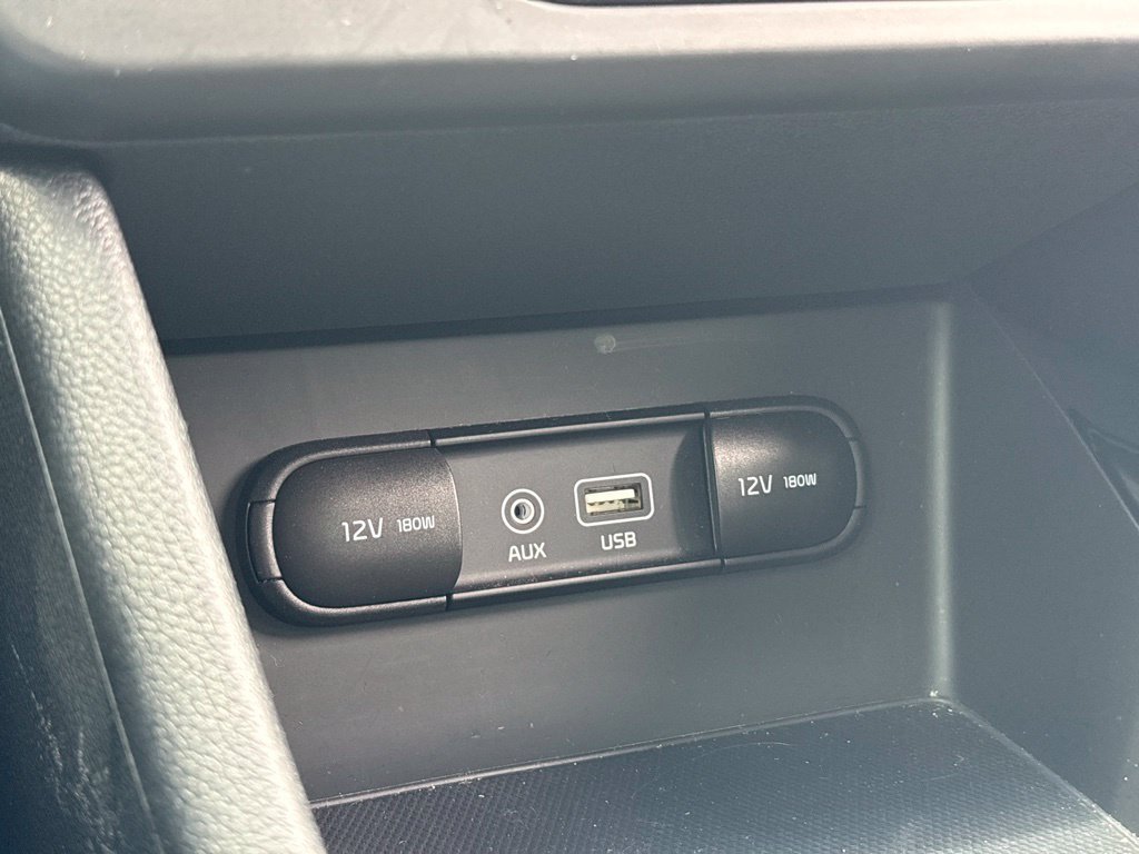 Used 2019 Kia Niro EX FWD image 29