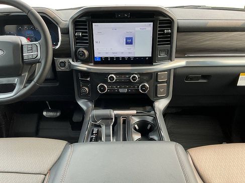 New 2025 Ford F150 Lariat w/ Equipment Group 501A Mid image 11