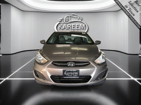 Used 2017 Hyundai Accent SE image 2