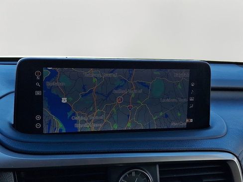 Used 2022 Lexus RX 350L Premium w/ Premium Package image 17