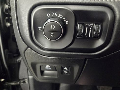 Used 2021 RAM 1500 Limited w/ Body Color Bumper Group AWD/4WD image 20