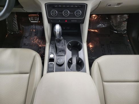 Used 2019 Volkswagen Atlas SE AWD/4WD image 16