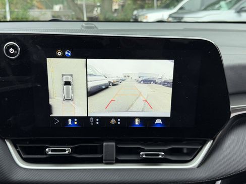 Used 2025 Chevrolet Equinox LT w/ Convenience Package II AWD/4WD image 24