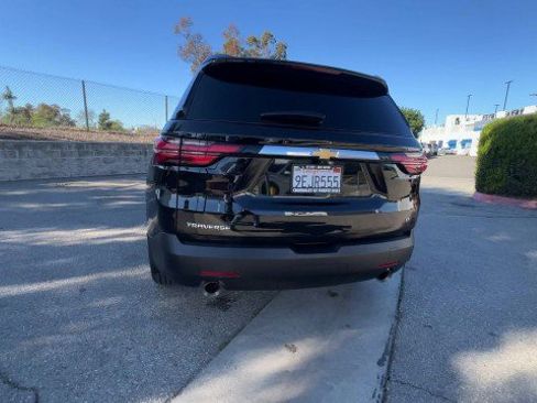 Used 2023 Chevrolet Traverse LT image 7