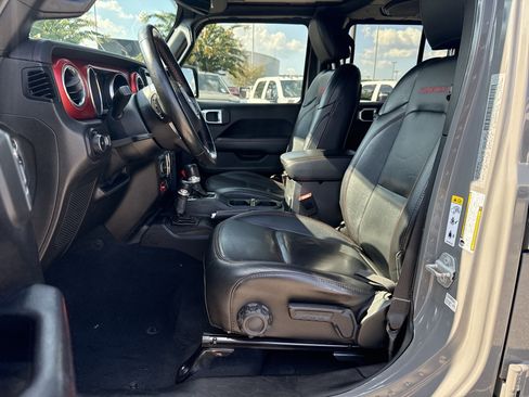 Used 2020 Jeep Wrangler Unlimited Rubicon AWD/4WD image 9