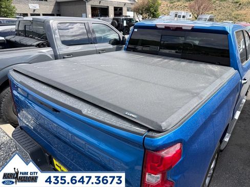 Used 2022 Chevrolet Silverado 1500 LTZ w/ Technology Package AWD/4WD image 9