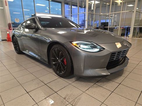 Used 2025 Nissan Z Performance w/ Floor Mat Package image 2