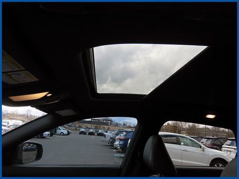 Used 2021 INFINITI QX50 Luxe w/ Appearance Package image 14