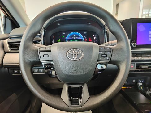 New 2026 Toyota Camry LE image 19