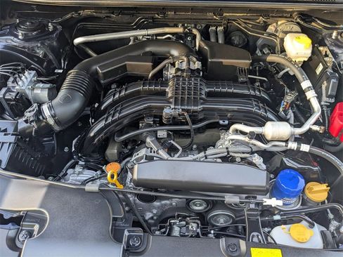 Used 2024 Subaru Crosstrek 2.0i Premium image 32