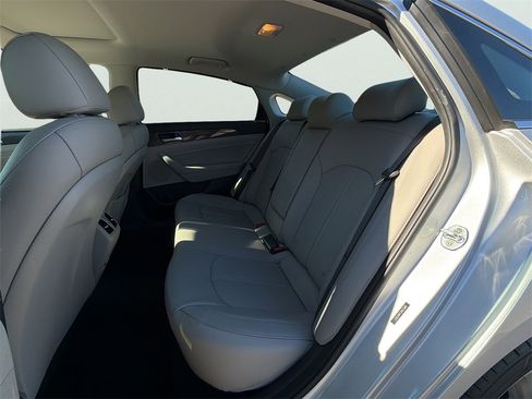 Used 2018 Hyundai Sonata Limited w/ Limited Ultimate Package 03 image 7