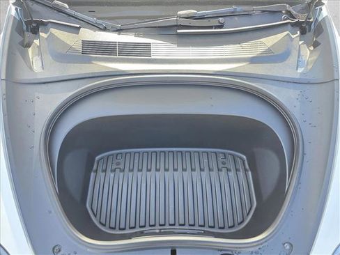 Used 2025 Tesla Model 3 Long Range image 25