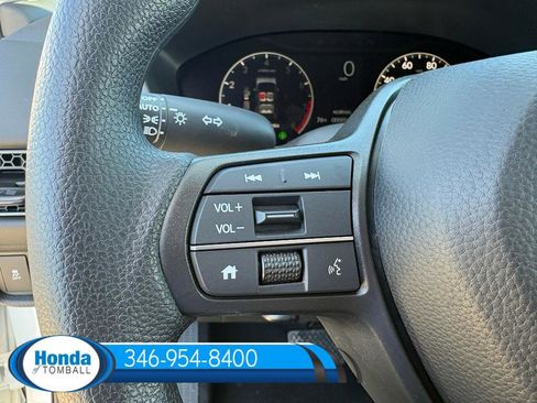 New 2026 Honda HR-V LX image 10