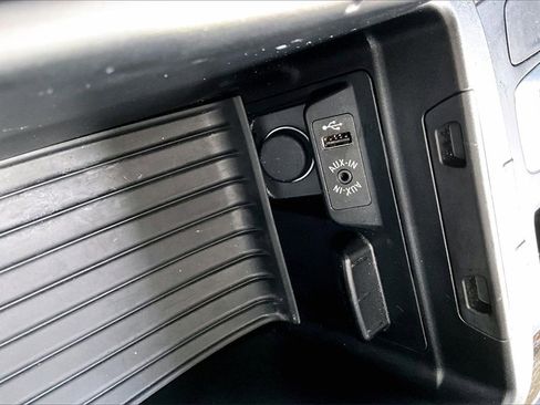 Used 2016 BMW X5 xDrive50i image 32