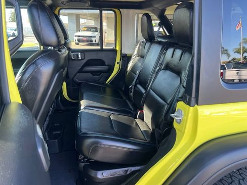 Used 2023 Jeep Wrangler Unlimited Rubicon 4xe AWD/4WD image 38