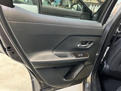 Used 2025 Nissan Kicks SV AWD/4WD image 22