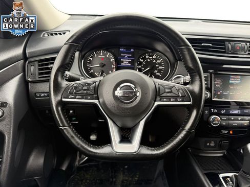 Used 2020 Nissan Rogue SV AWD/4WD image 12