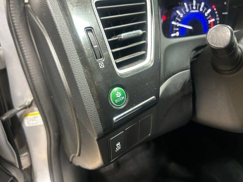 Used 2013 Honda Civic LX image 19