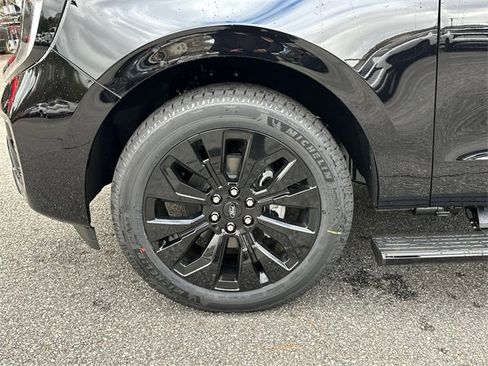 New 2025 Ford Expedition Max Platinum w/ Stealth Appearance Package image 11