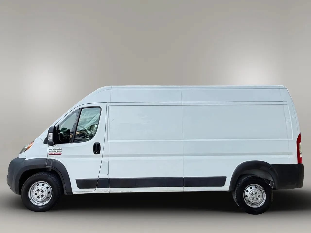 Used 2021 RAM ProMaster 2500 w/ Interior LED Lighting Group FWD image 5
