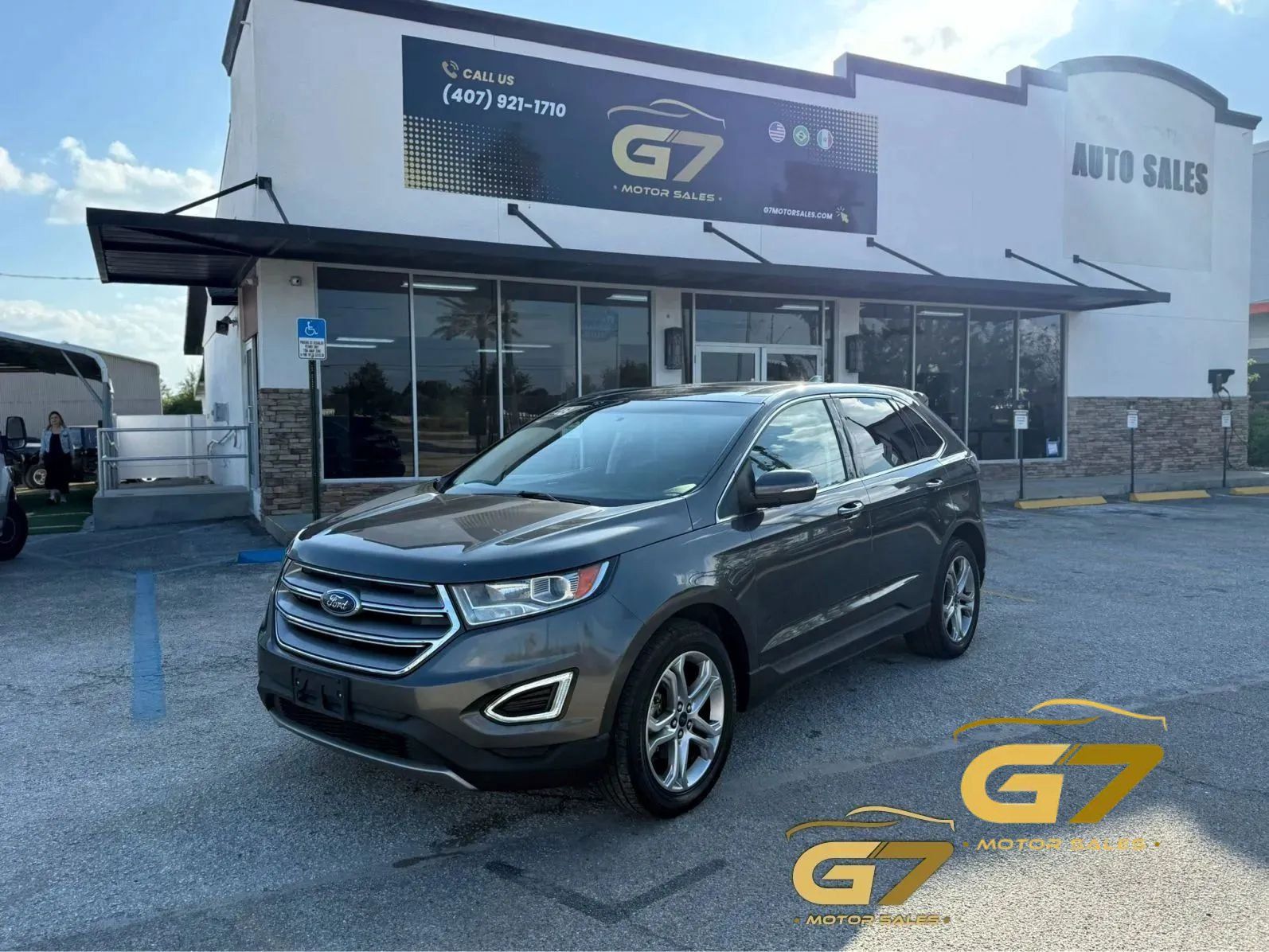 Used 2018 Ford Edge Titanium w/ Equipment Group 301A FWD image 1