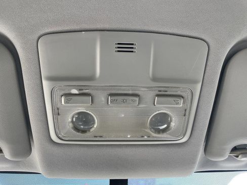 Used 2014 Toyota RAV4 LE image 27