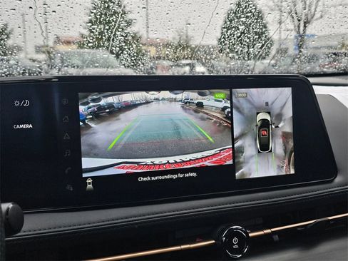 Used 2023 Nissan Ariya AWD image 24