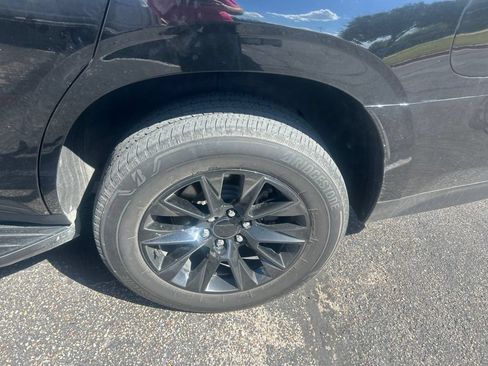 Used 2021 Chevrolet Tahoe Premier RWD image 7