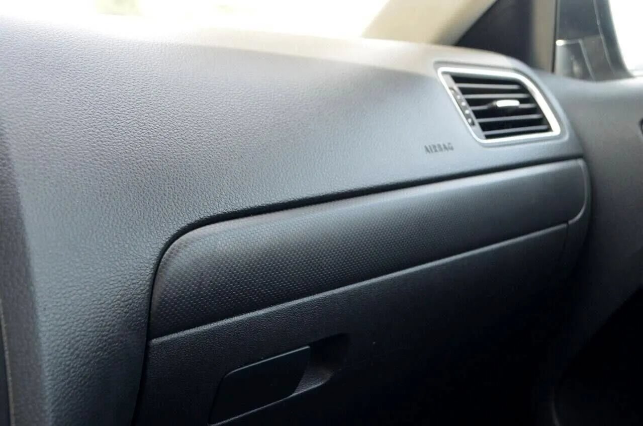 Used 2014 Volkswagen Jetta S FWD image 34