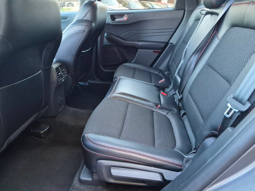 Used 2025 Ford Escape ST-Line AWD/4WD image 21