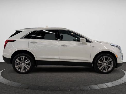 Certified 2023 Cadillac XT5 Premium Luxury image 2
