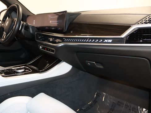 Used 2024 BMW X5 xDrive40i w/ Premium Package AWD/4WD image 65