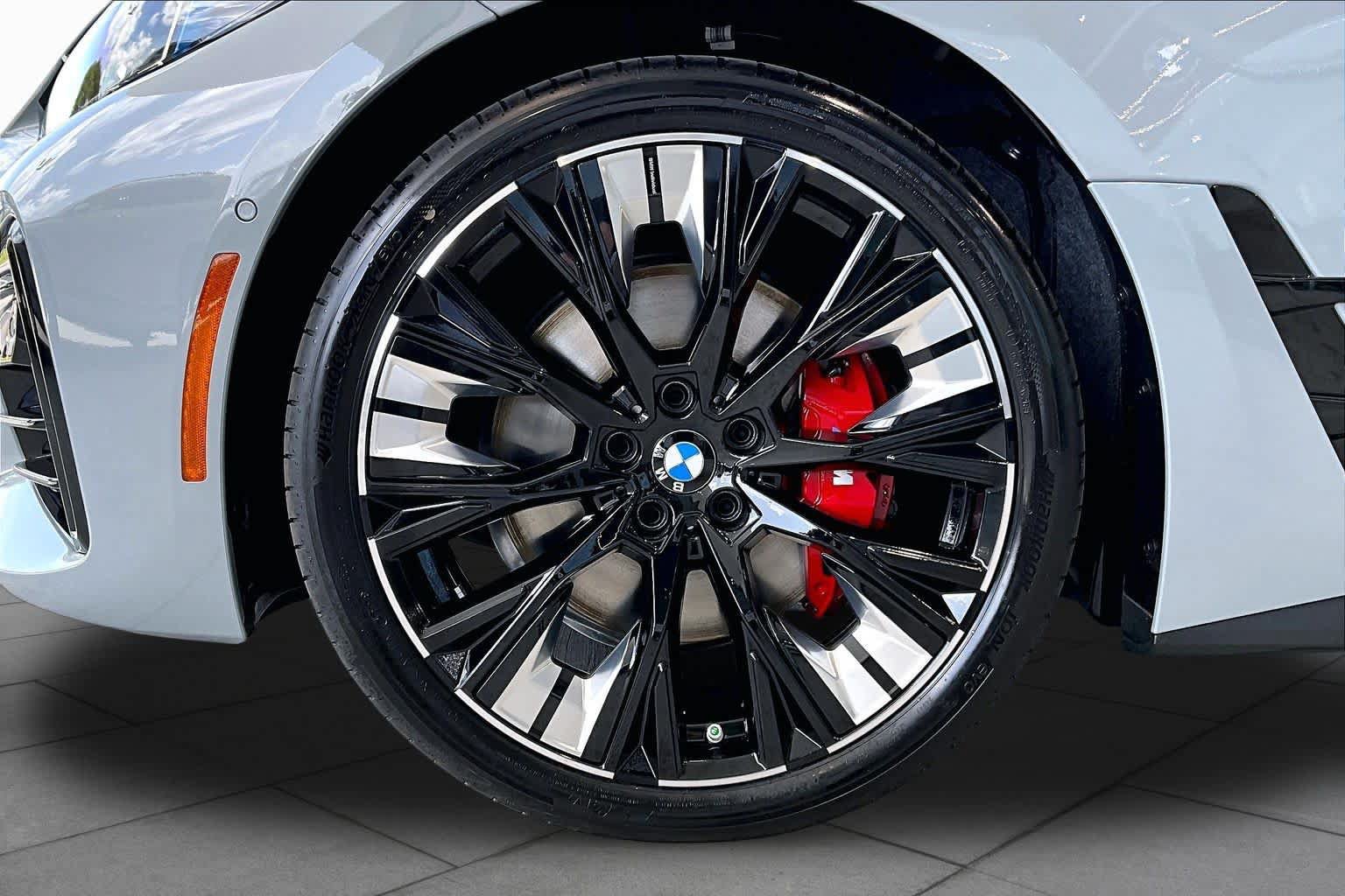 New 2026 BMW M440i w/ Premium Package RWD image 11