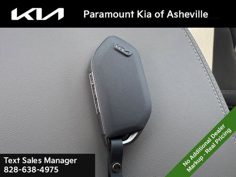 New 2026 Kia Carnival image 28