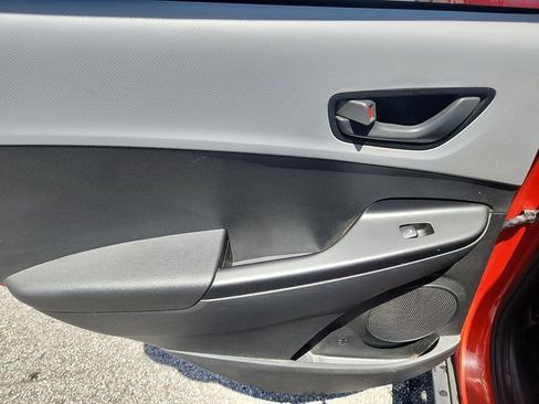 Used 2019 Hyundai Kona SEL AWD/4WD image 28