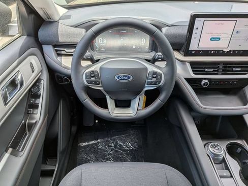New 2026 Ford Explorer Active AWD/4WD image 15