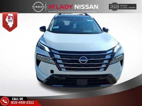 New 2026 Nissan Rogue Platinum image 2