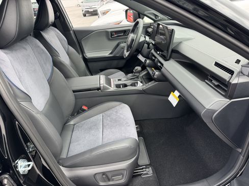 New 2026 Toyota RAV4 XSE AWD/4WD image 8