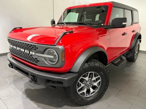 Used 2023 Ford Bronco Badlands AWD/4WD image 1