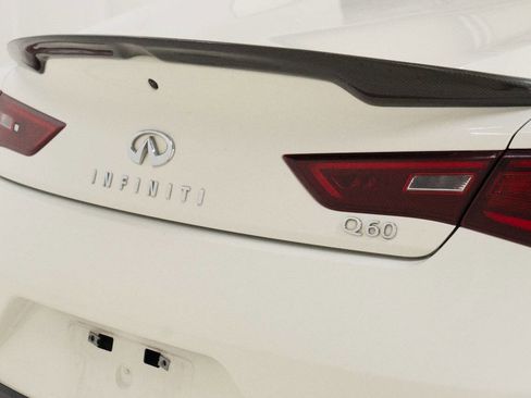 Used 2017 INFINITI Q60 3.0t w/ Premium Plus Package 3.0T image 15