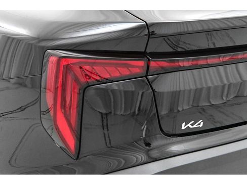 Used 2025 Kia K4 EX FWD image 23