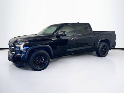 Used 2023 Toyota Tundra SR5 image 3