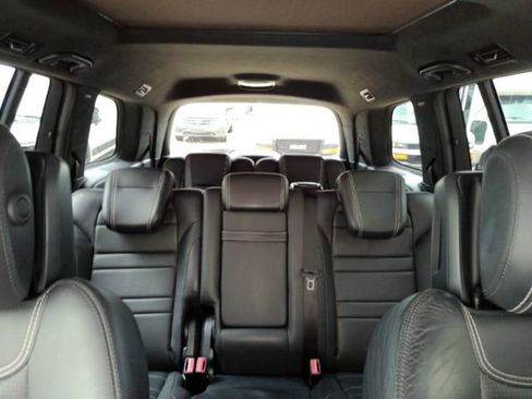 Used 2015 Mercedes-Benz GL 63 AMG 4MATIC image 39