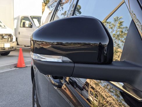 Certified 2025 Ford Expedition Max Active image 12