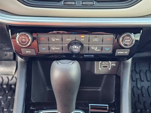 New 2026 Jeep Compass Limited AWD/4WD image 60