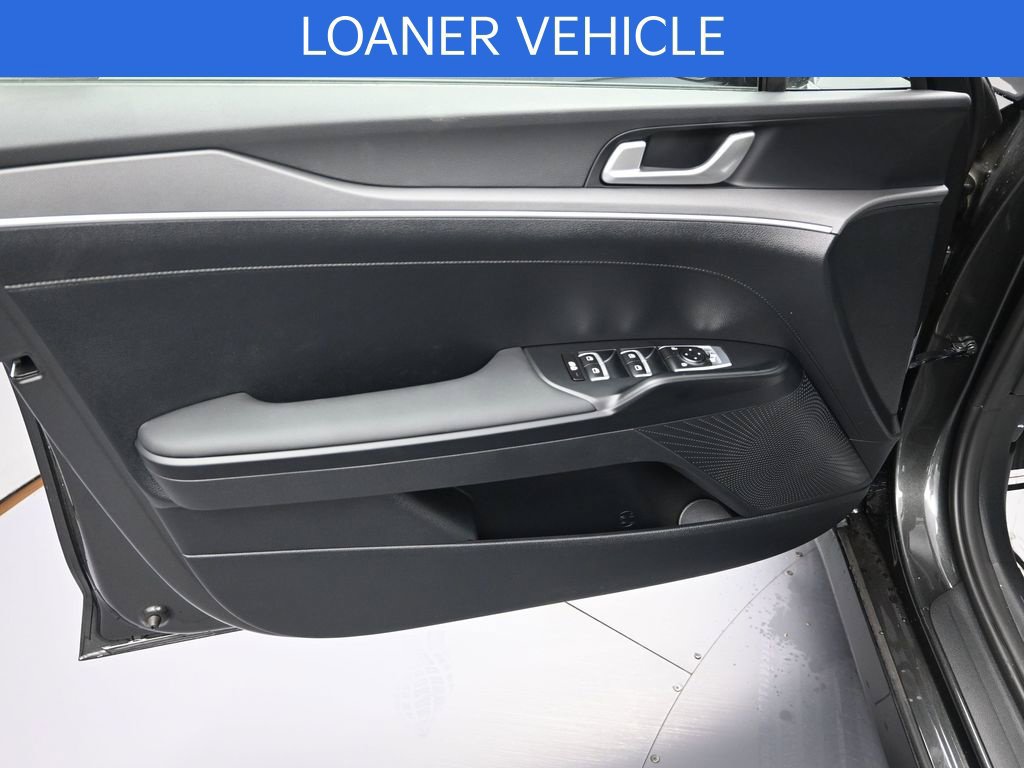 New 2026 Kia K5 LXS FWD image 9