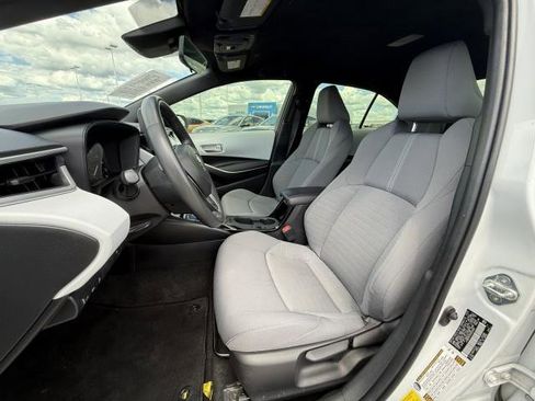 Used 2024 Toyota Corolla SE FWD image 16