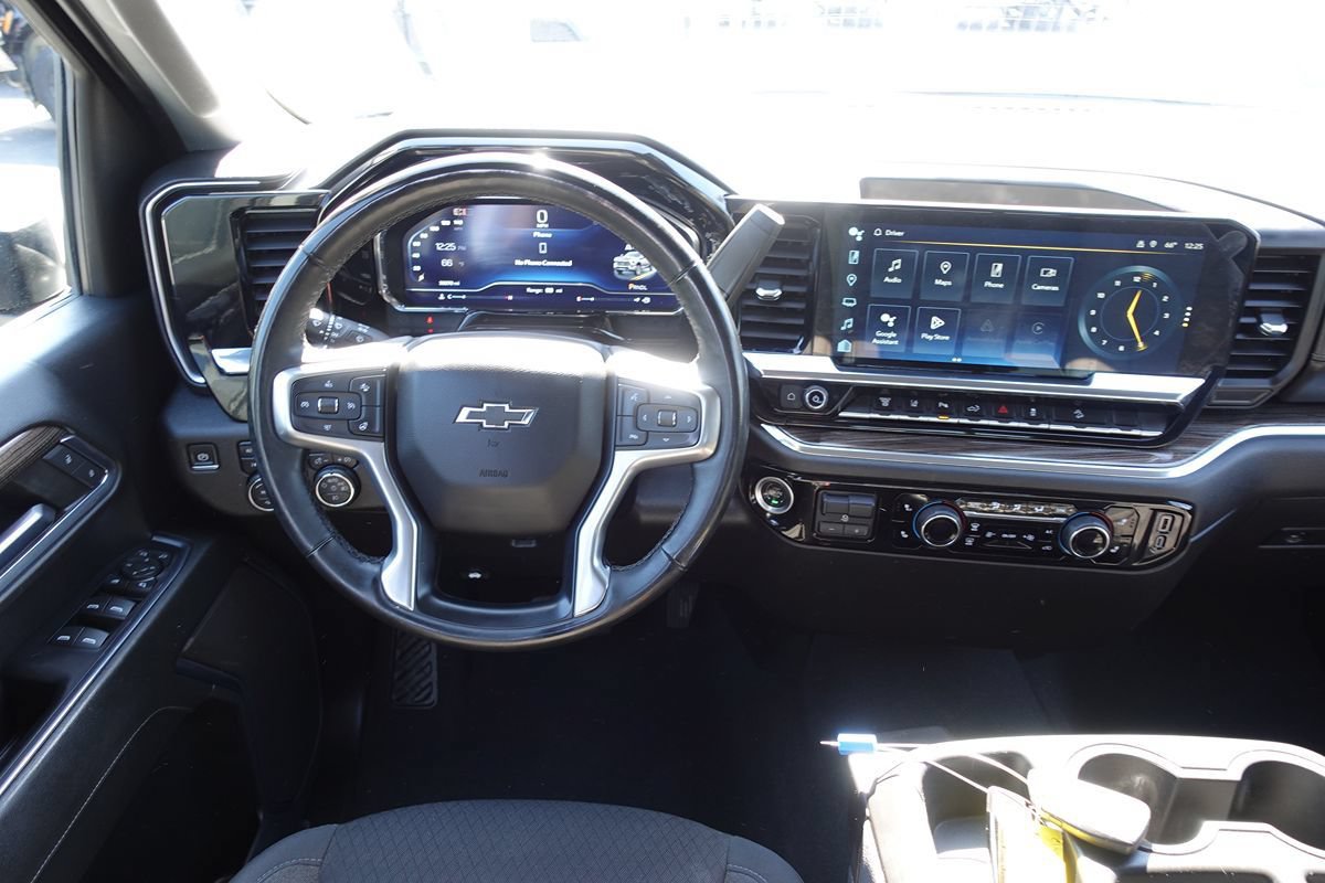 Used 2024 Chevrolet Silverado 2500 LT w/ Midnight Edition AWD/4WD image 41