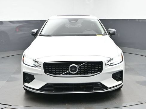 Used 2023 Volvo S60 B5 Core w/ Climate Package AWD/4WD image 3